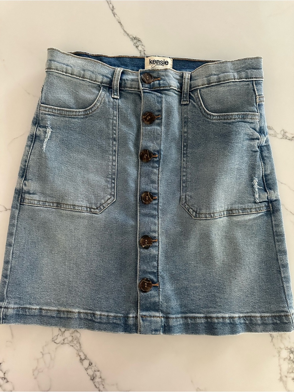 kensie Medium Wash Button-Front Denim Mini Skirt
